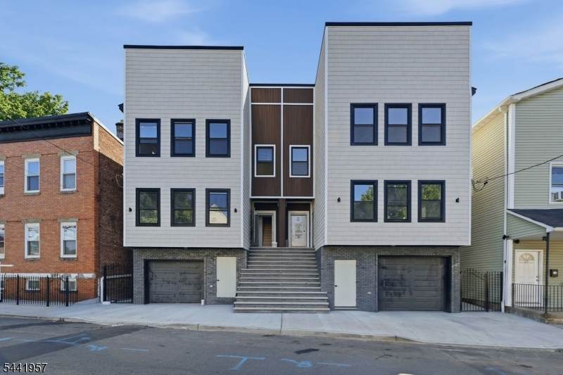 26 Parkhurst St - Photo 1