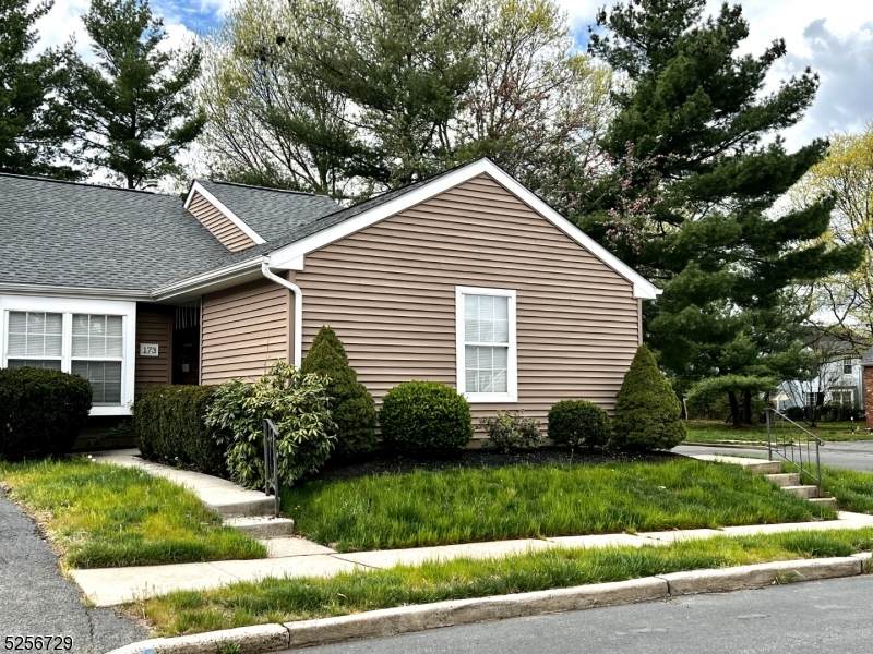 173 Jordans Cir - Photo 1