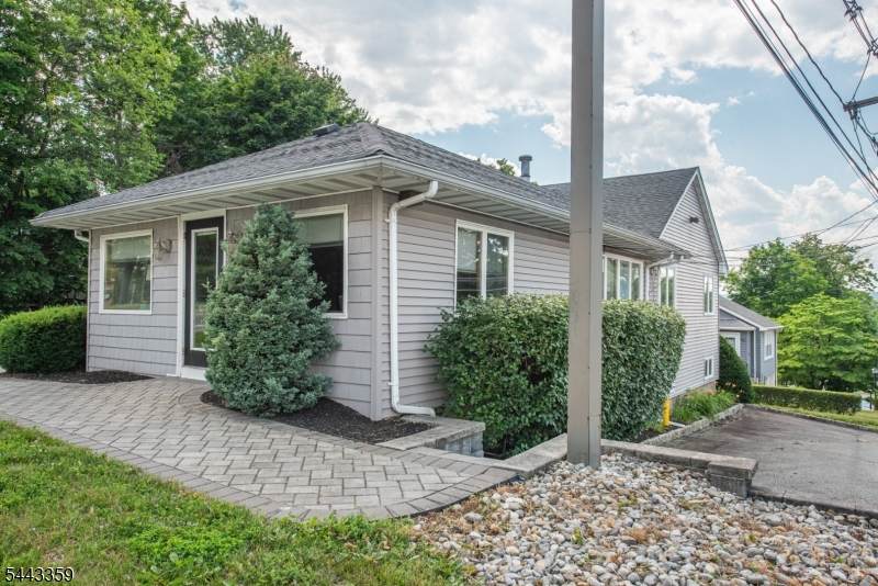 113 Parsippany Rd - Photo 1
