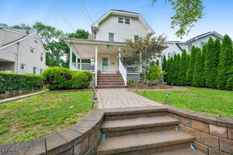 244 Elm Ave - Photo 1