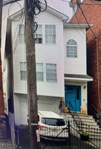130 3 Rd Ave - Photo 1