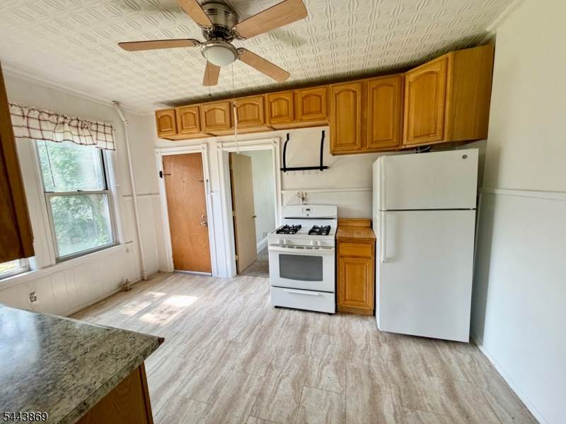 4 Swaine Pl - Photo 1