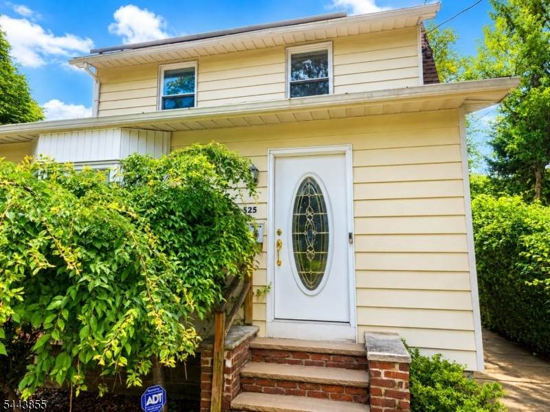 525 Eagle Rock Ave - Photo 1