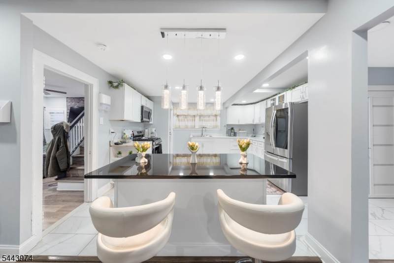 61 Keer Ave - Photo 1