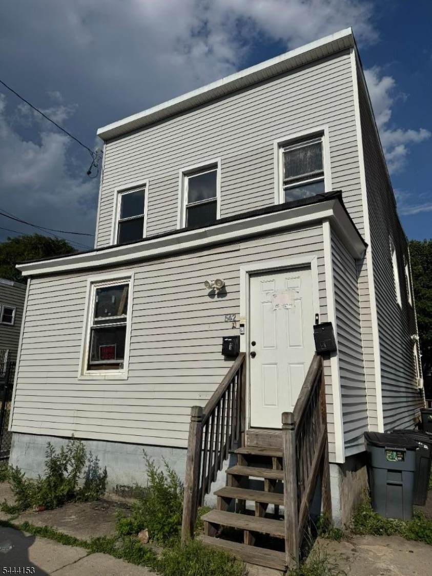 542 S 18Th St - Photo 1