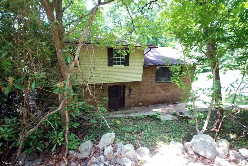 36 Mountain Lake Rd - Photo 1