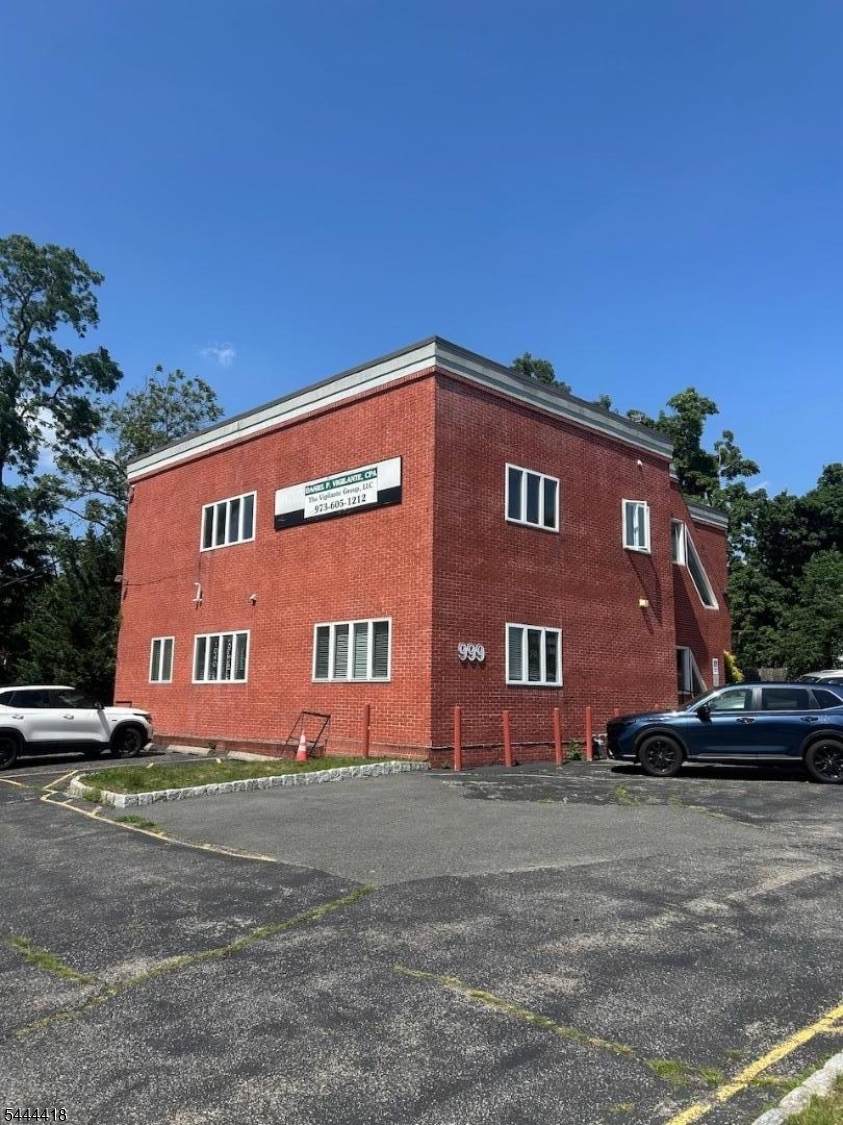 999 Tabor Rd - Photo 1