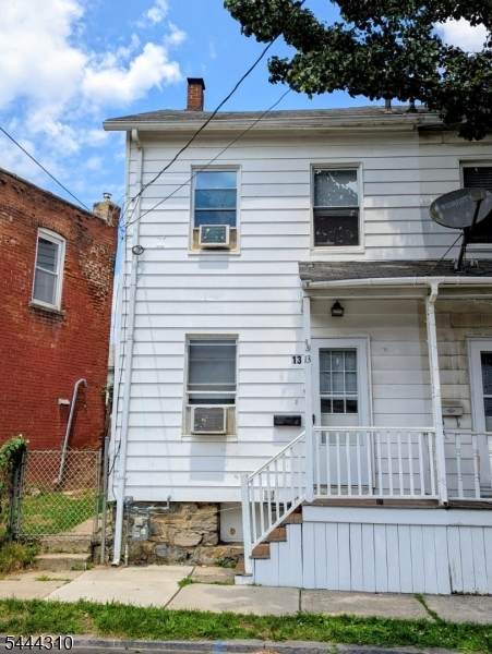 13 Lewis St - Photo 1