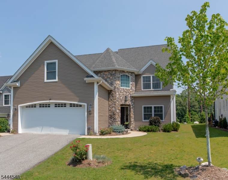 67 Bluffs Ct - Photo 1