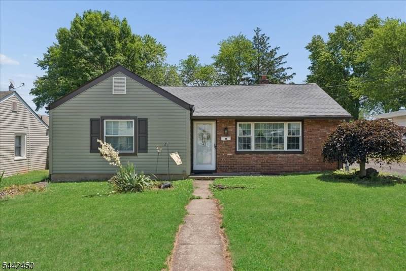42 Walnut St - Photo 1