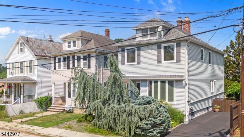 49 Broad St - Photo 1