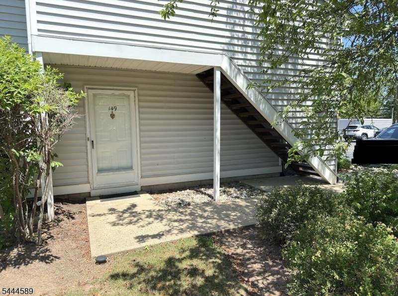 149 Mockingbird Ct - Photo 1