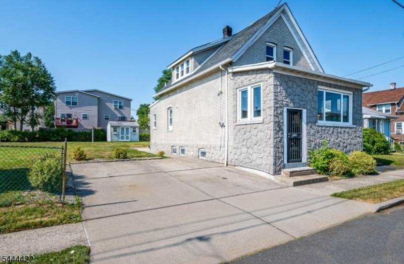 43 Saint Ann St - Photo 1