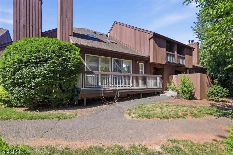 4422 Bloomingdale Dr - Photo 1