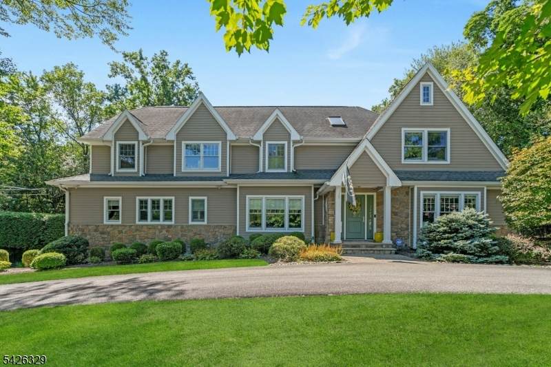 7 Deerhill Dr - Photo 1