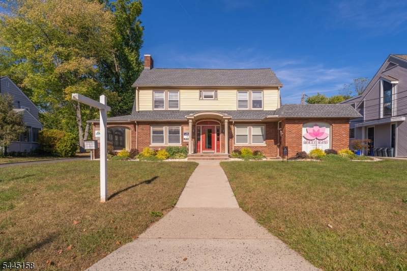 150 W End Ave - Photo 1