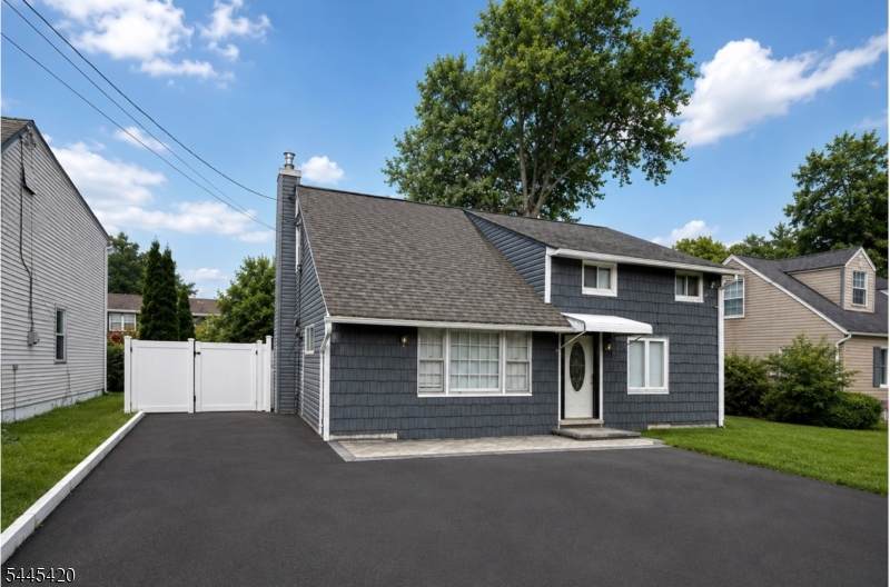 215 Johnson Ave - Photo 1