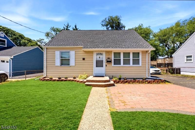 2697 Woodbridge Ave - Photo 1