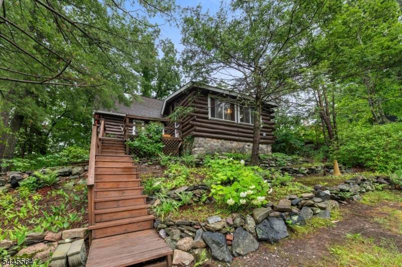 60 Terra Cotta Rd - Photo 1
