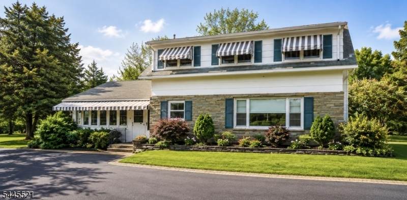 34 Passaic Ave - Photo 1