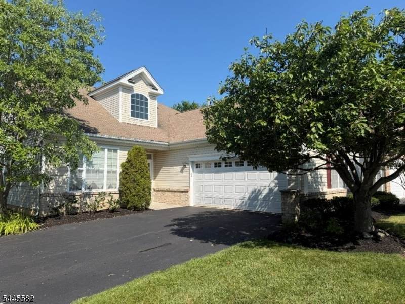 417 Melrose Way - Photo 1