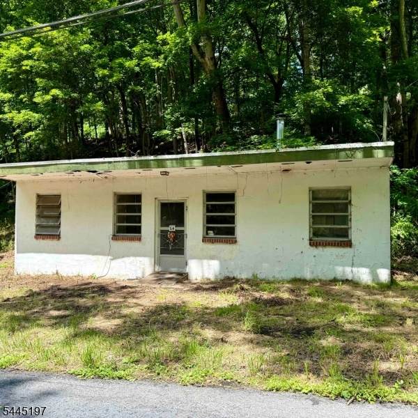 58 Hollow Rd - Photo 1