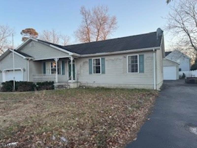 9 Nautilus Blvd - Photo 1