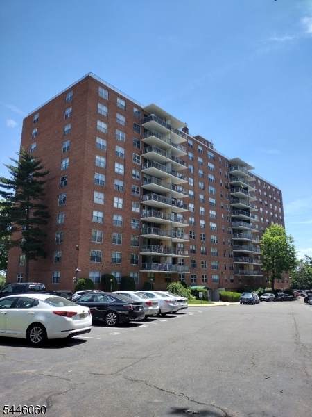 301 Beech St - Photo 1