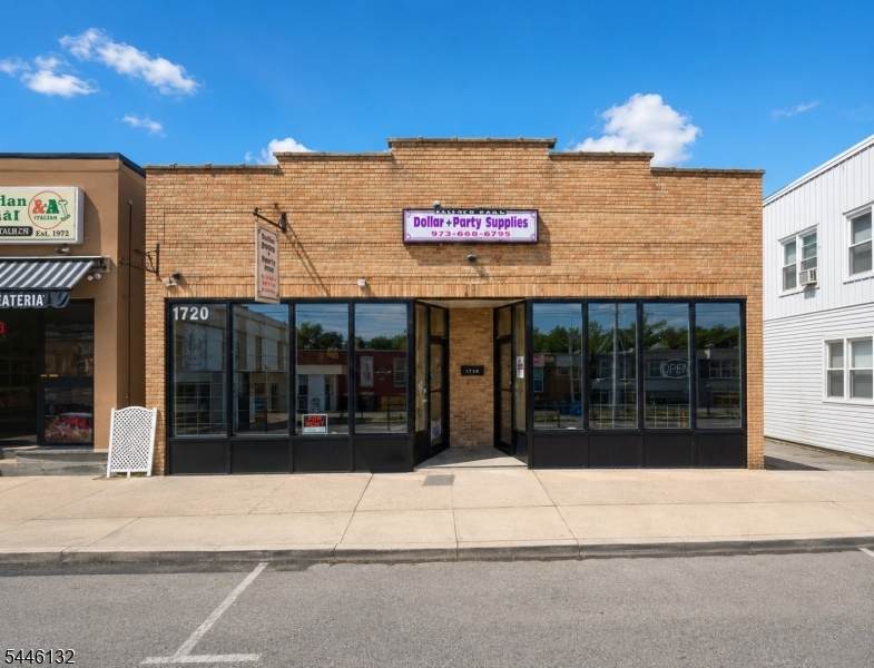 193 Main St - Photo 1