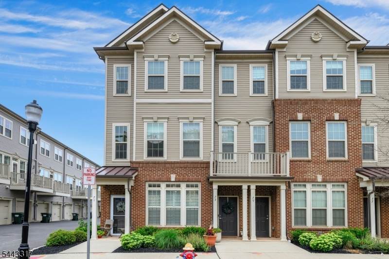 73 Robeson St - Photo 1