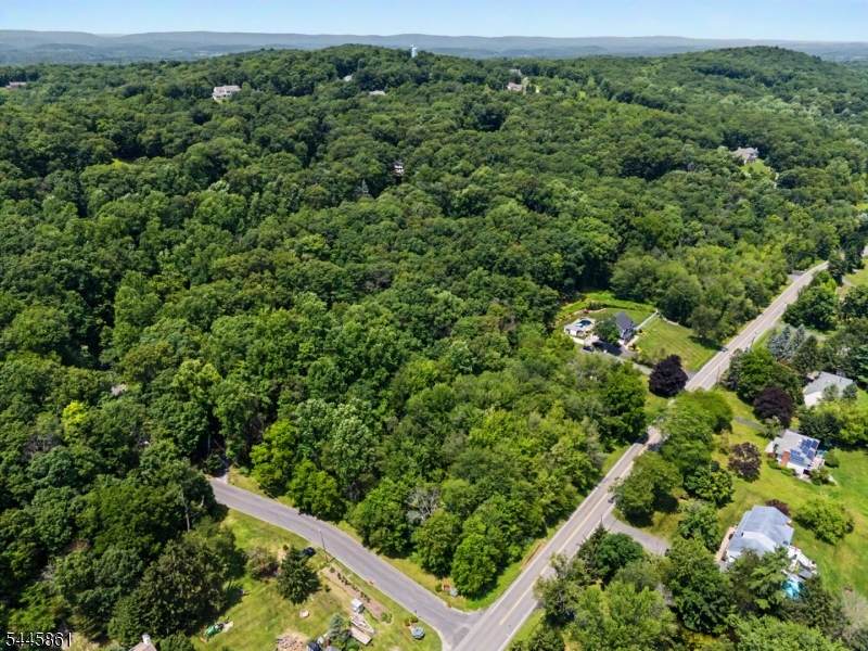 242 W Mountain Rd - Photo 1