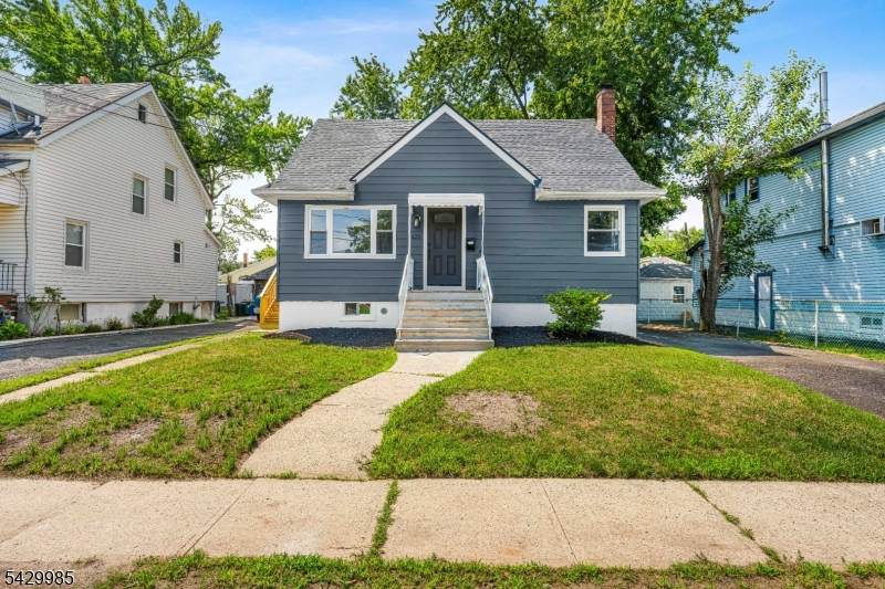 429 Wheatsheaf Rd - Photo 1