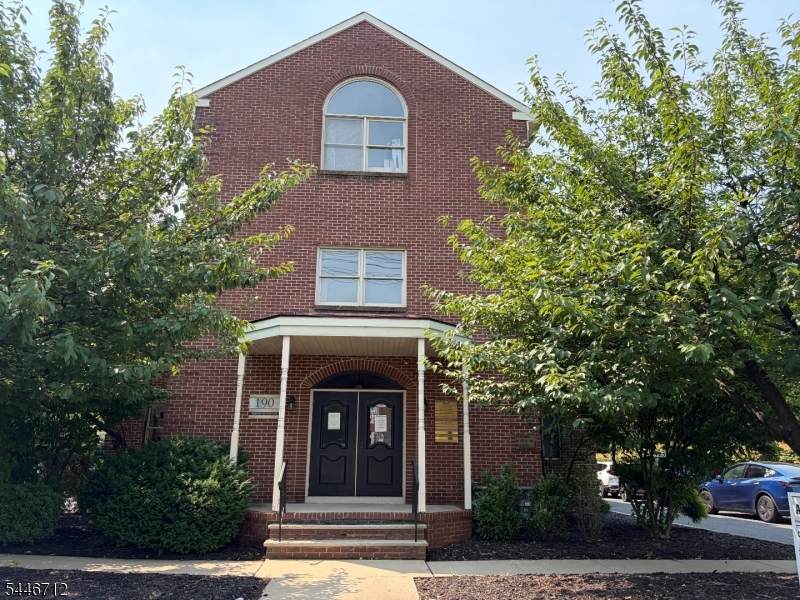 190 North Ave - Photo 1