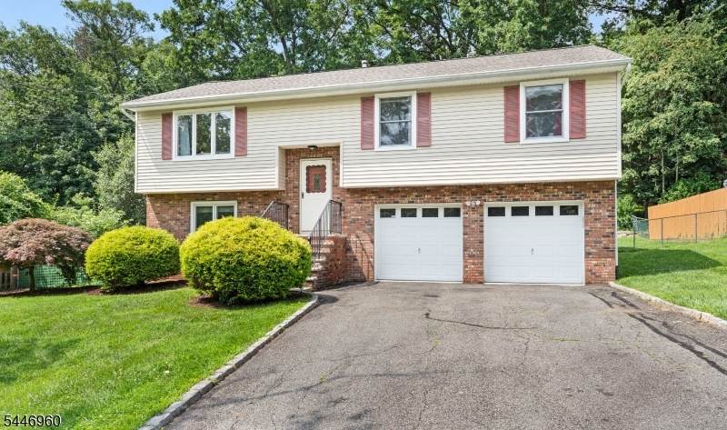 8 Reidar Dr - Photo 1