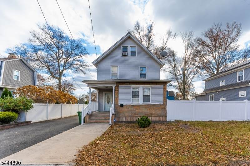 312 E 1St Ave - Photo 1