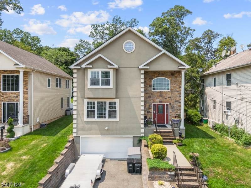 39 Paterson Ave - Photo 1