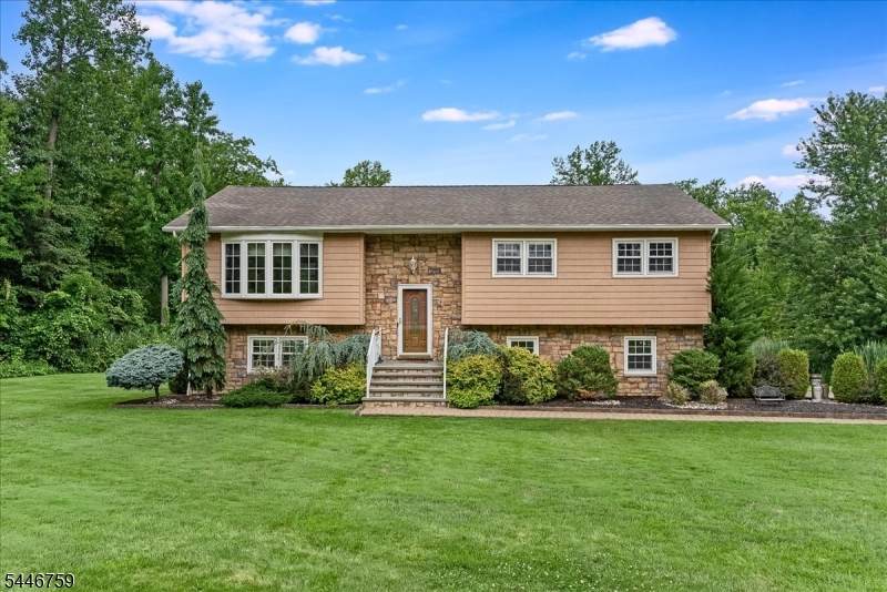 45 Magnolia Ave - Photo 1