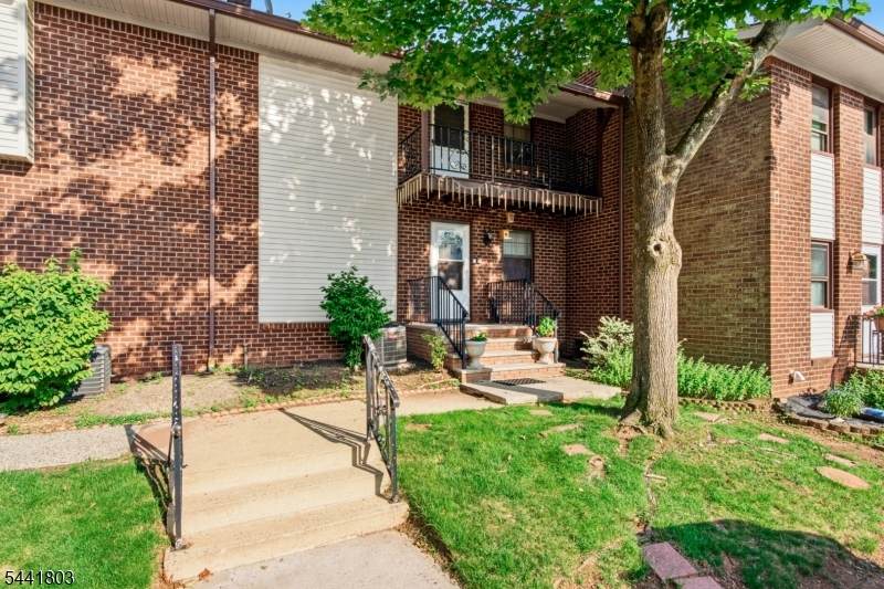 795 Eves Drive - Photo 1