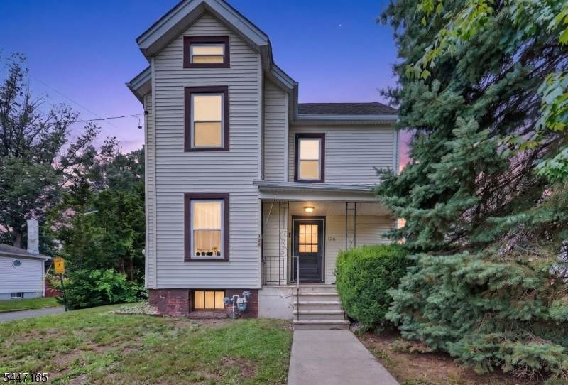 126 Cedar St - Photo 1