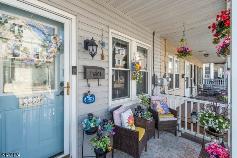 86 Summit Ave - Photo 1
