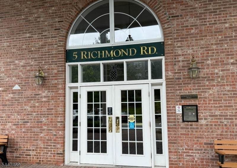 5409 Richmond Rd - Photo 1