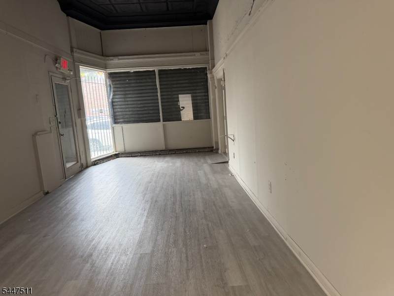 41 Bloomfield Ave - Photo 1