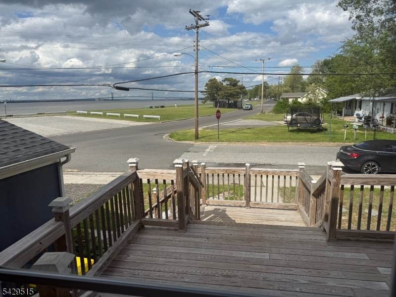 161 Harvard Rd - Photo 1