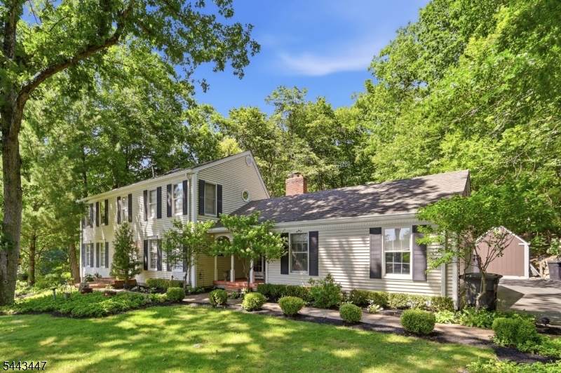 111 Kitchell Lake Dr - Photo 1