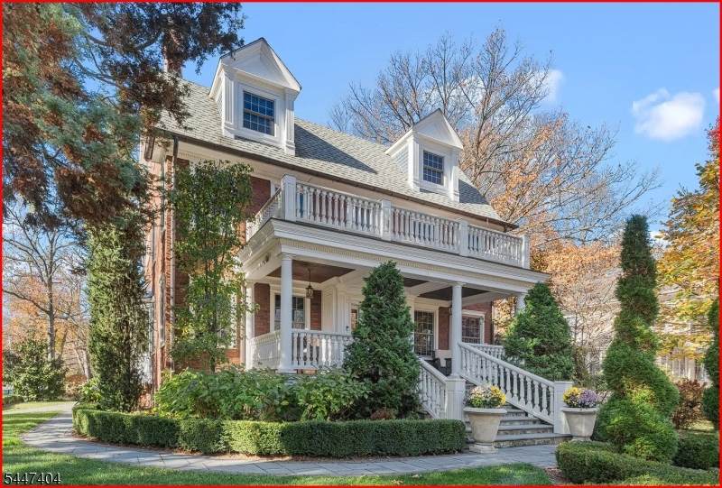 67 Tulip St - Photo 1