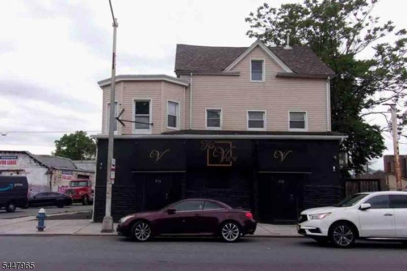 874 Clinton Ave - Photo 1