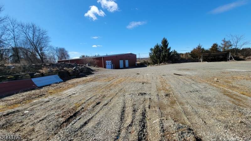 https://bt-photos.global.ssl.fastly.net/gsmls/orig_boomver_1_4041971-2.jpg