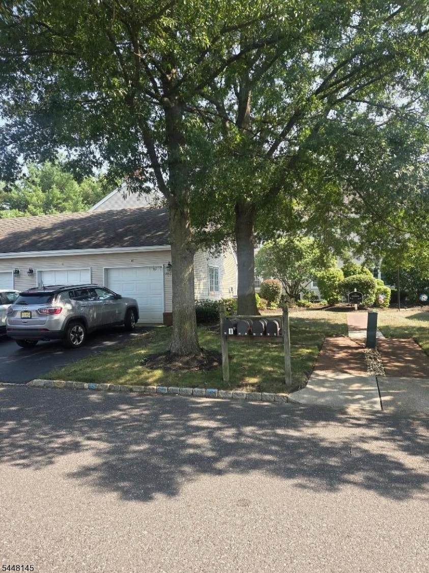11 Chadwick Ln - Photo 1