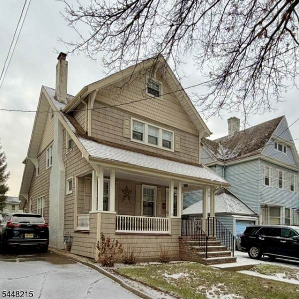 131 Union Ave - Photo 1