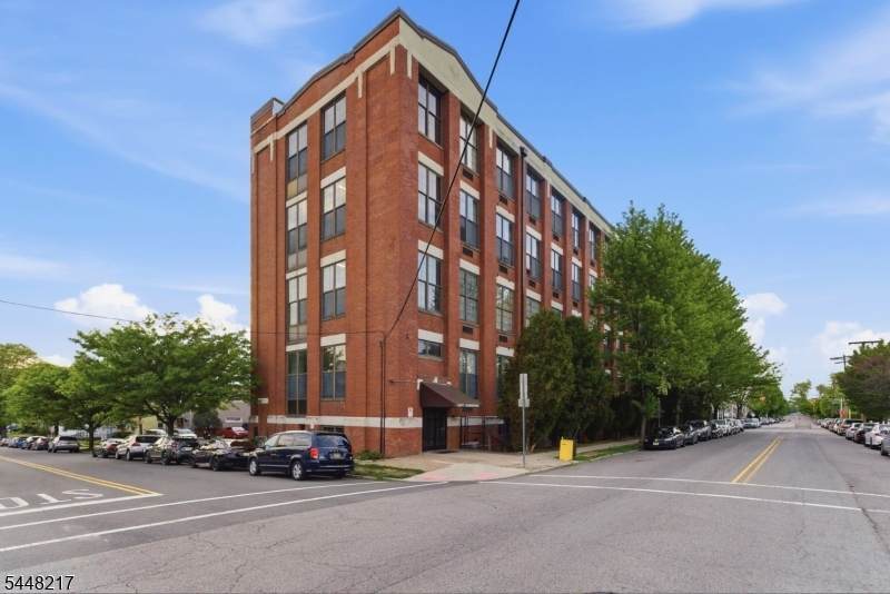 366 Trenton Ave - Photo 1